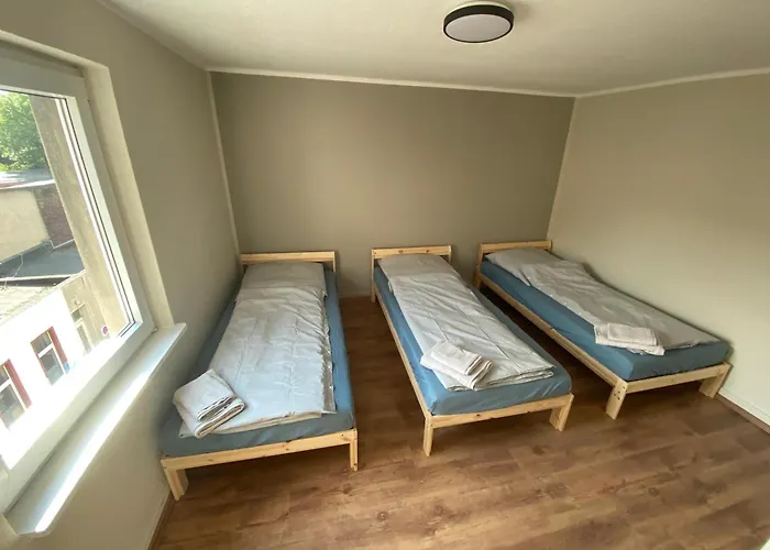 Emas 6 Mit 3 Einzelbetten, Kueche 公寓 *