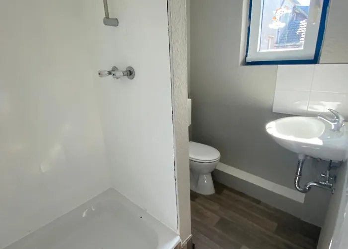 Emas 6 Mit 3 Einzelbetten, Kueche 크레펠트